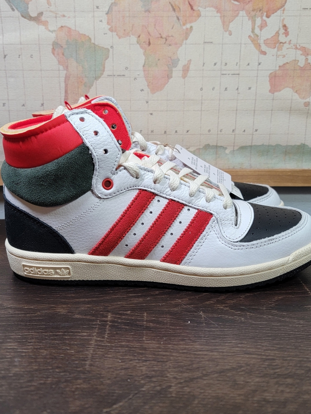 BRAND NEW Adidas Top Ten Red Bull 'White Vivid Red' Men's Sz 9.0 Women's Sz 10.5